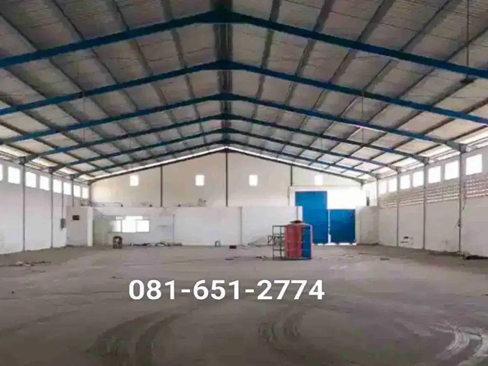 Gudang di Lingkar Timur Sidoarjo.