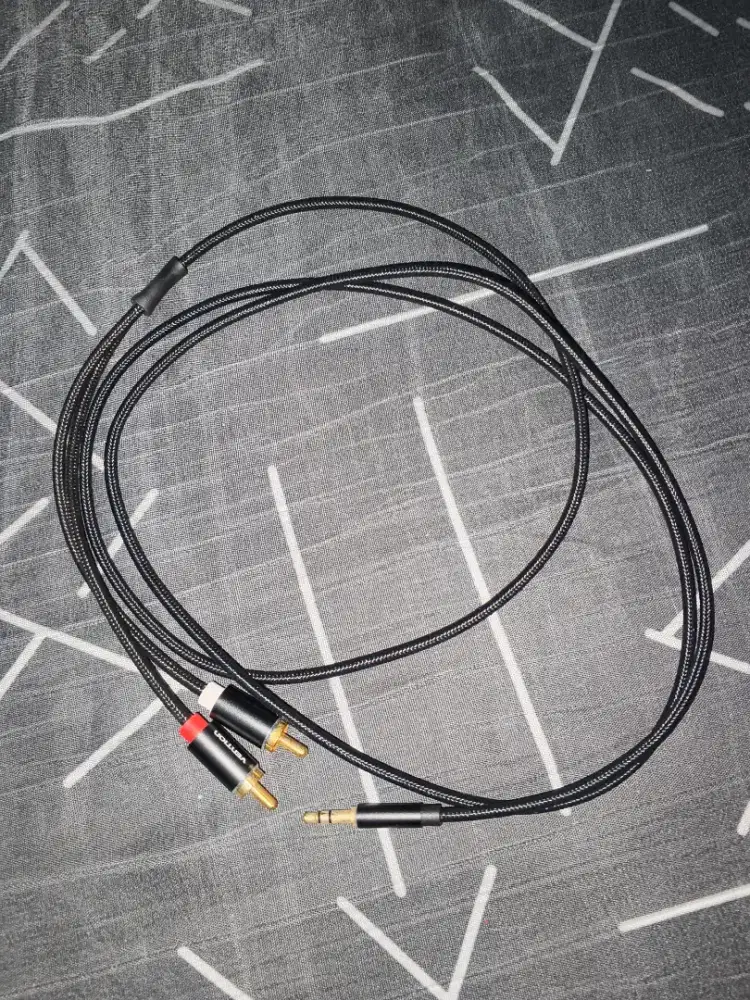 Dijual kabel Jack 3,5 buat tv ke speaker