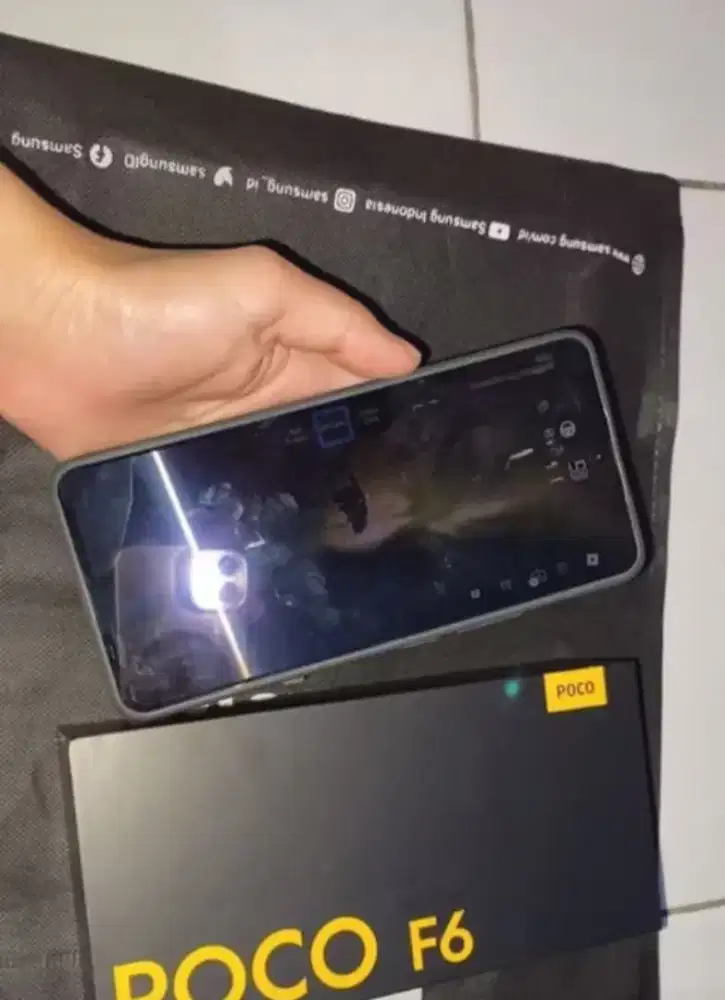 Poco F6 ram 12/512 black full set