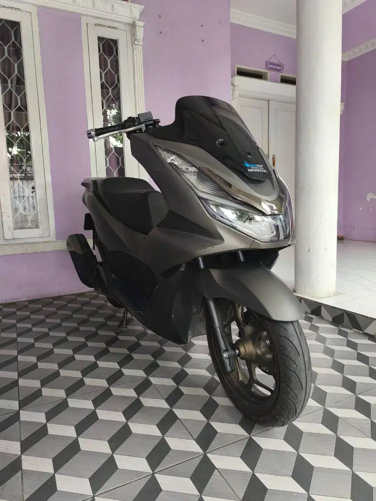 Jual Cepat Jarang Pakai Honda PCX type tertinggi