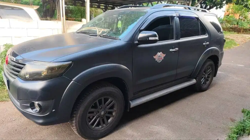 Dijual Fortuner G autometik 2015 pemakai