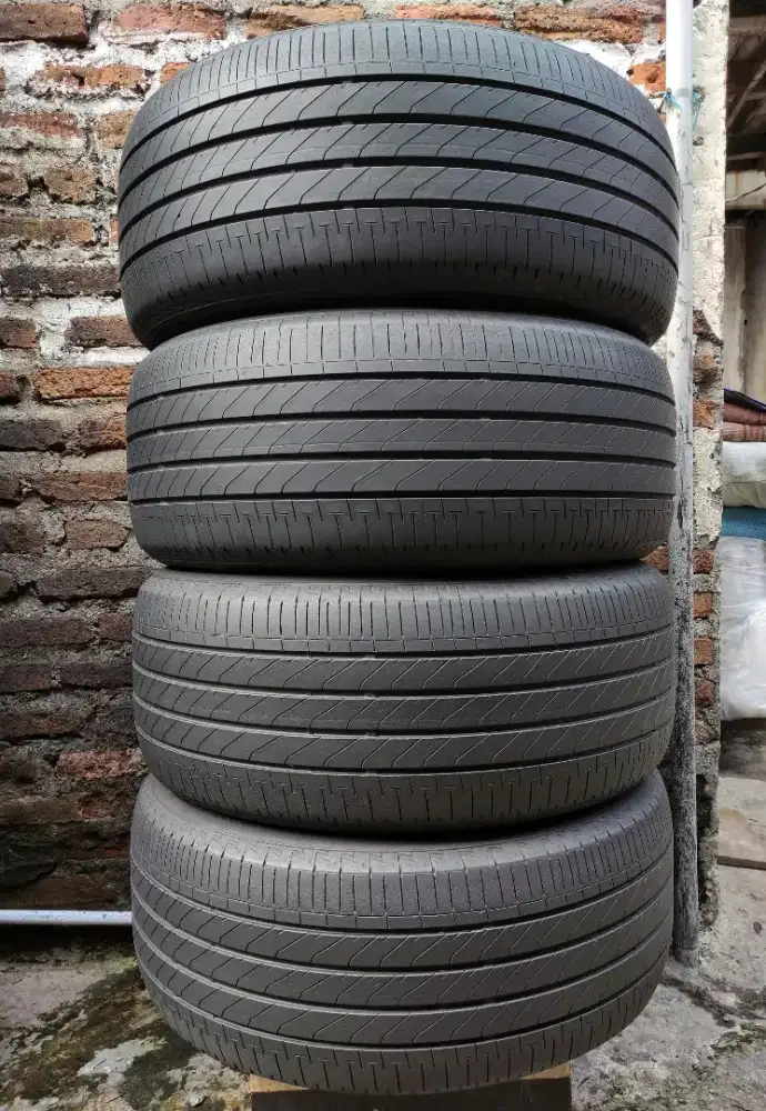 Ban Bridgestone Turanza 235/50 R18 (4pc)