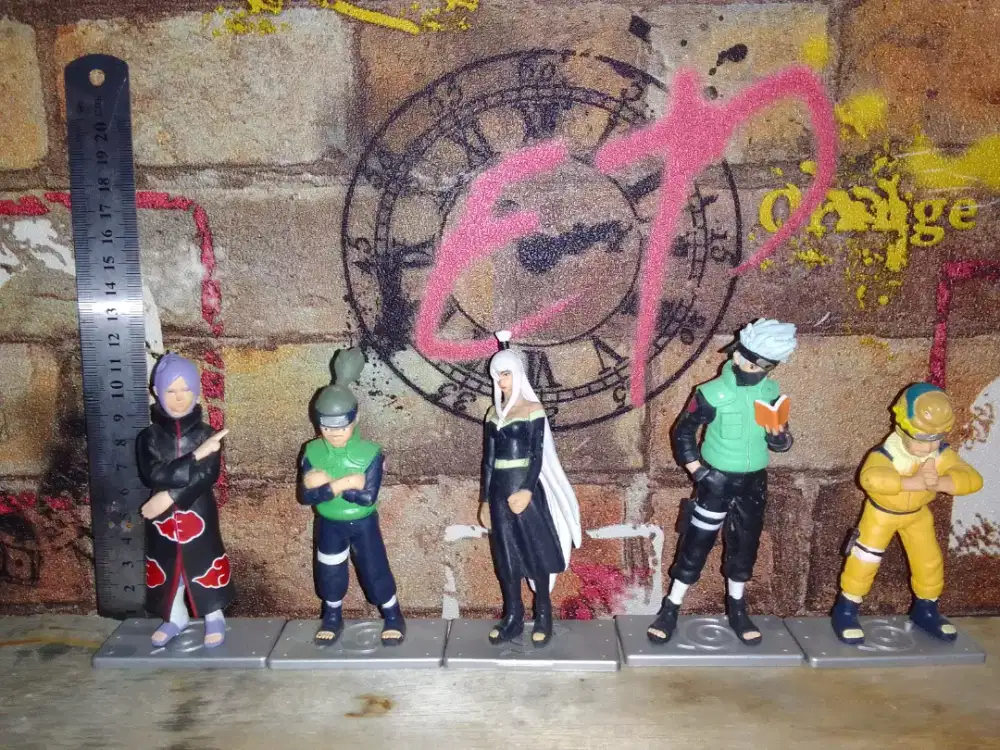 action figure koleksi