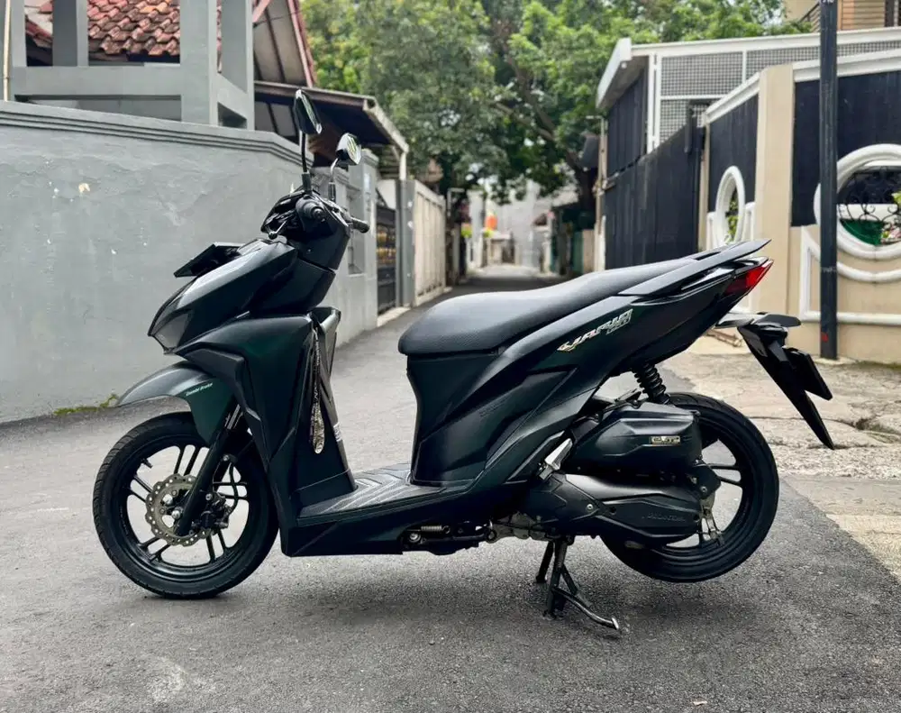 Honda Vario 150 Keyless CBS ISS MULUSSS Pajak Hidup Panjang