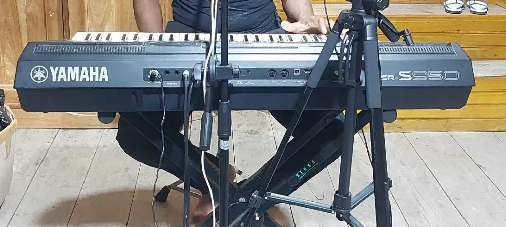 Yamaha Psr- S950