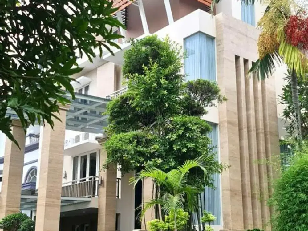 Dijual Rumah PIK BGM 4Lt Furnished Hoek Uk 252 m² at Jakarta Utara