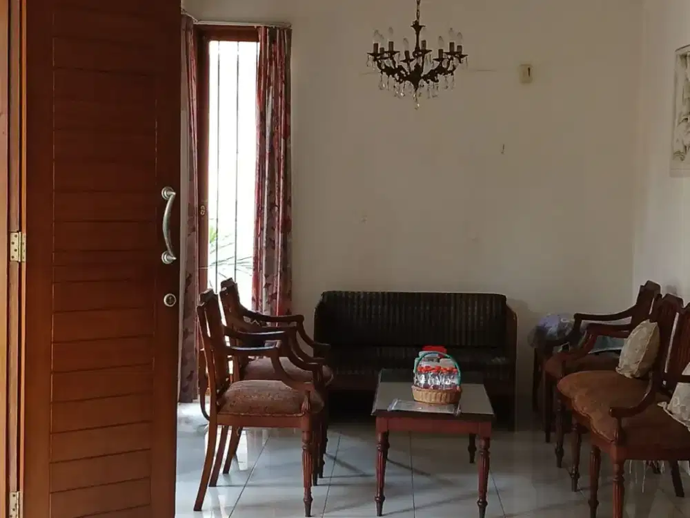 Disewakan Rumah nyaman Di Fatmawati Cilandak Jaksel