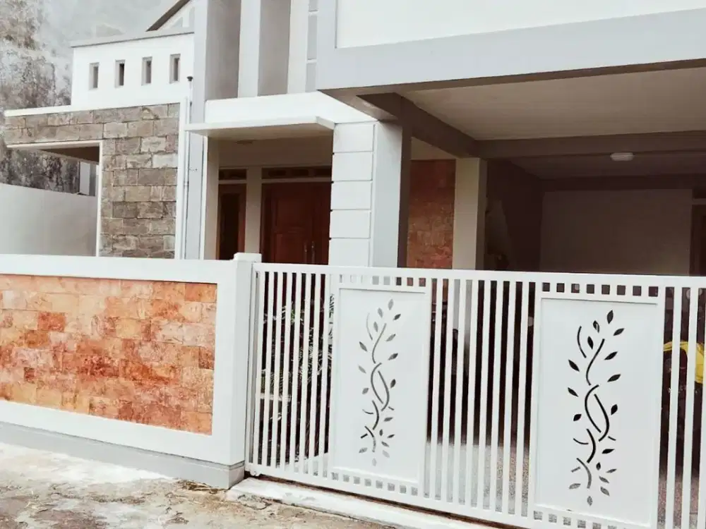 DIJUAL RUMAH BARU DI JL KALIURANG KM 10 DEKAT PASAR Gentan