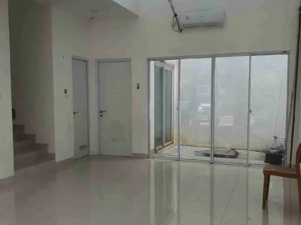 Dijual Rumah 2 Lt The Riviera Metland Puri