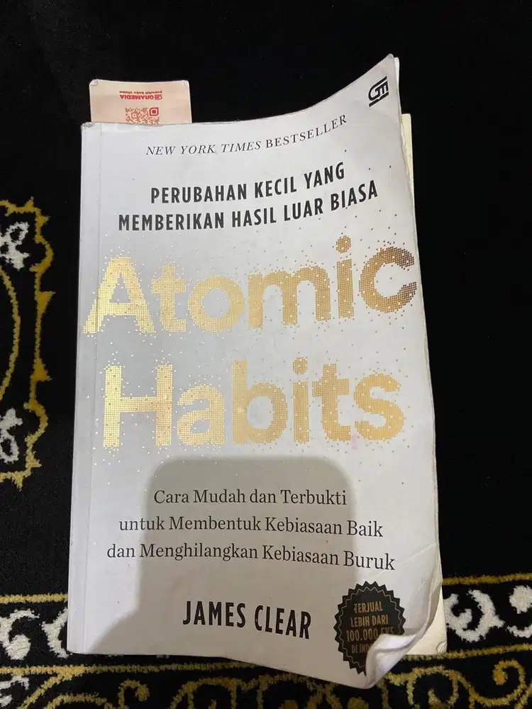 Buku Atomic Habits