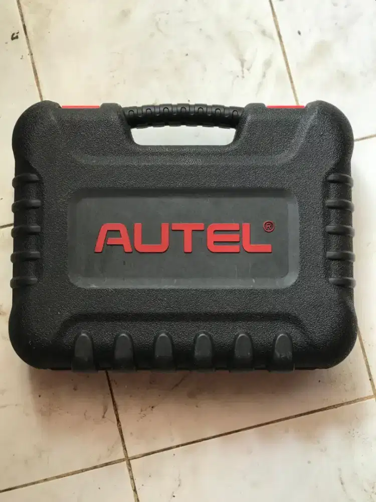 Scanner Autel MK808