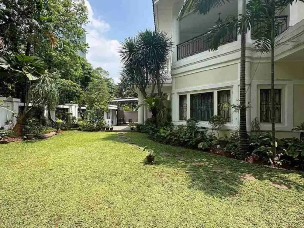 DIJUAL RUMAH MEWAH STRATEGIS DI JL WIJAYA MELAWAI KEBAYORAN BARU JAKARTA SELATAN