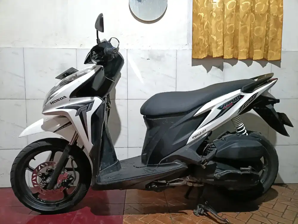 Vario 125 tahun 2012 pajak isi/tt boleh gan cash lebih bagus