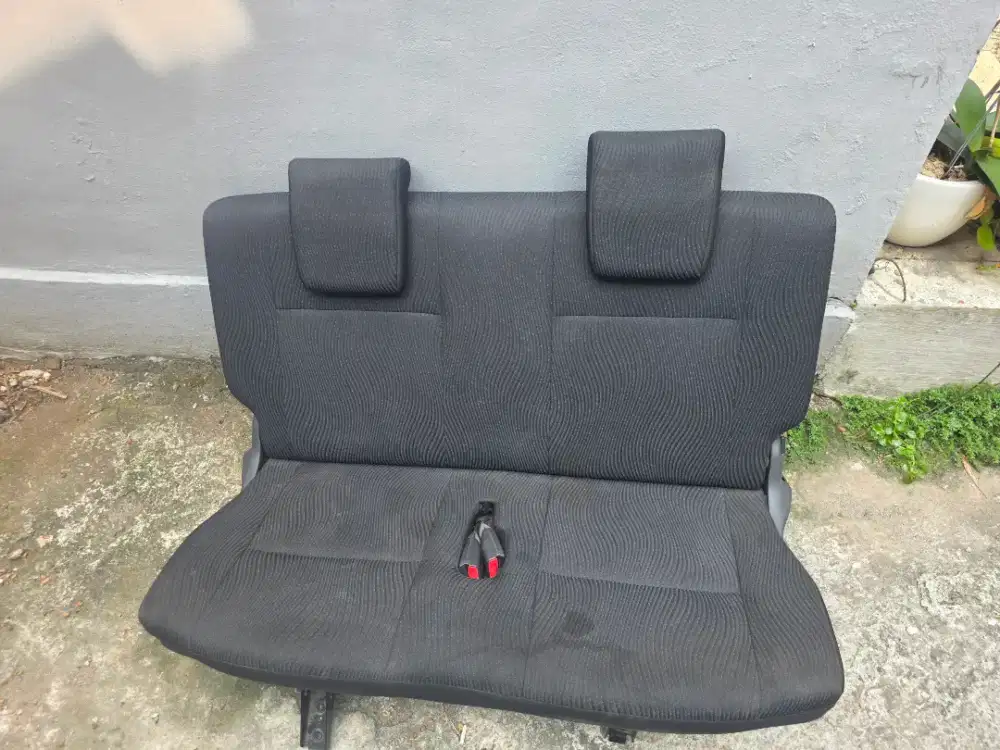 Jok bangku Belakang Calya 2024