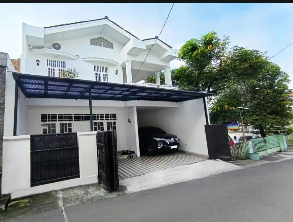 Jual Cepat Rumah Cantik Dalam Komplek 2 Lt
Duren Sawit Jakarta Timur