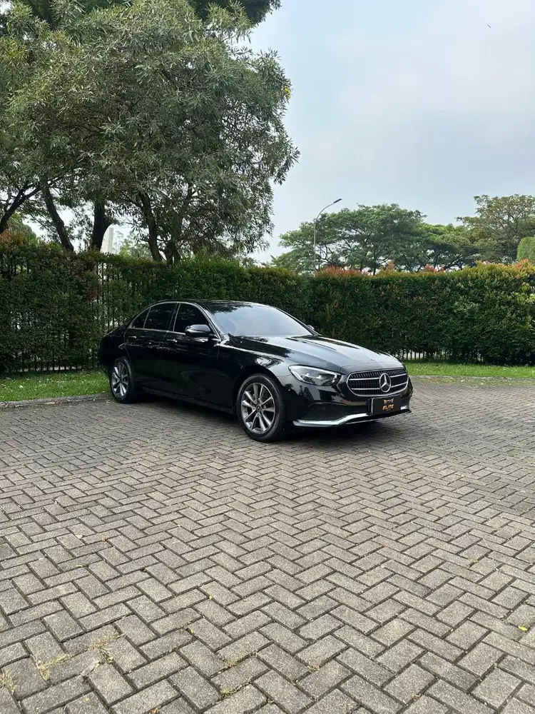 Mercedes Benz E200 AVG 2023 NIK 2023