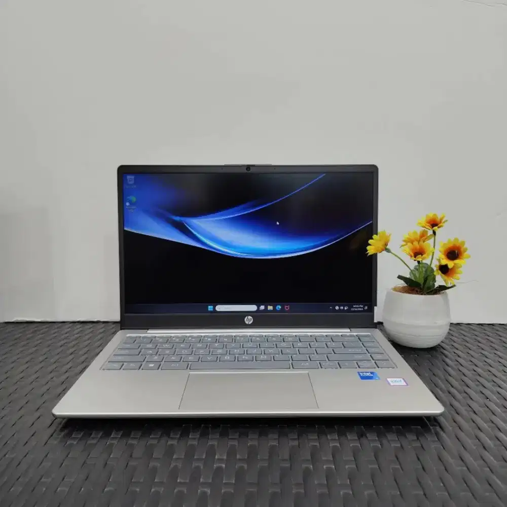 Laptop HP 14 Intel i3 Gen 14 Ram 12GB 512GB Ssd win 11 original