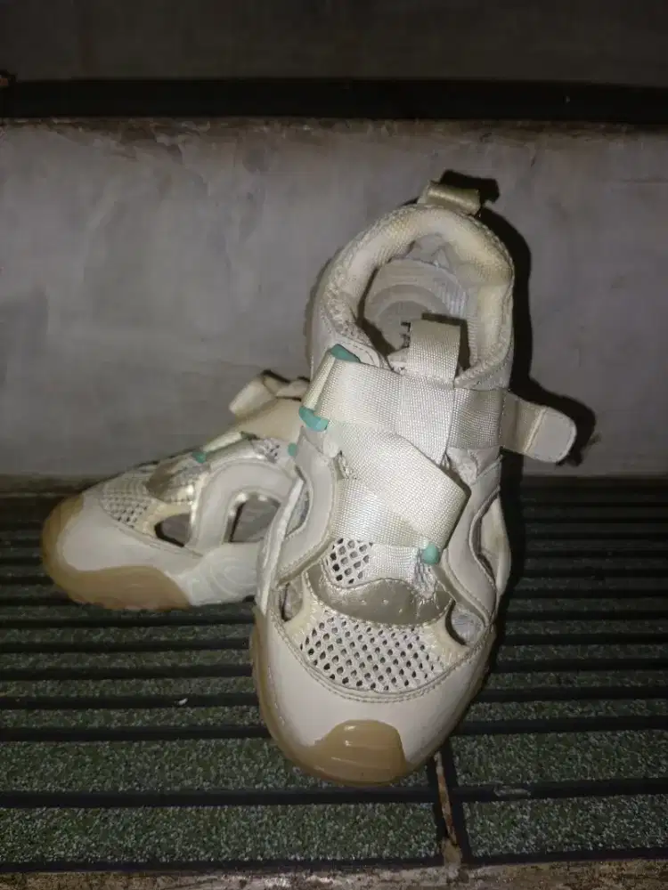 Sepatu Anak HSC 2025