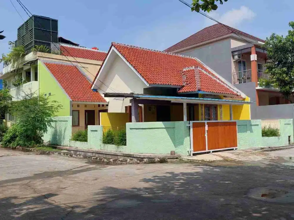 Jual rumah hook di Griya Telaga Permai, Cilangkap, Tapos, Depok