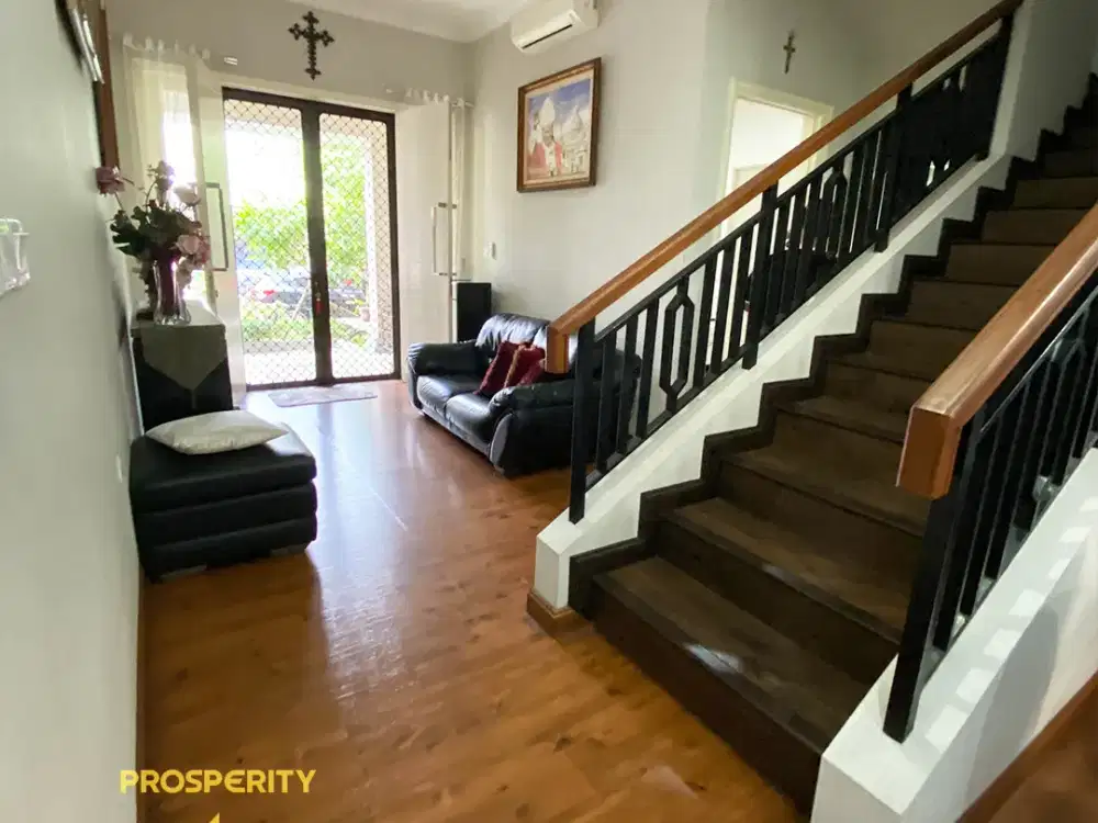 Rumah Murah Sudah Renovasi Cluster Maxwell Kawasan Scientia Dekat UMN by Summarecon Semi Furnish Gading Serpong