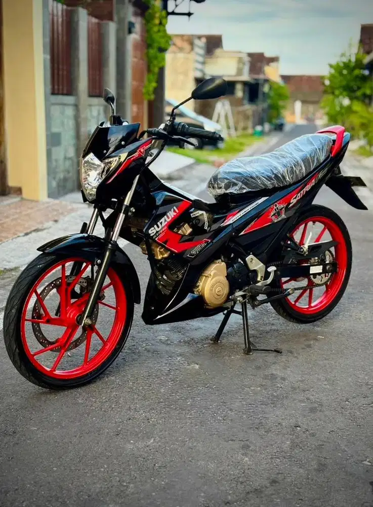 SUZUKI SATRIA F 150 ONE MILLION RED ISTIMEWA