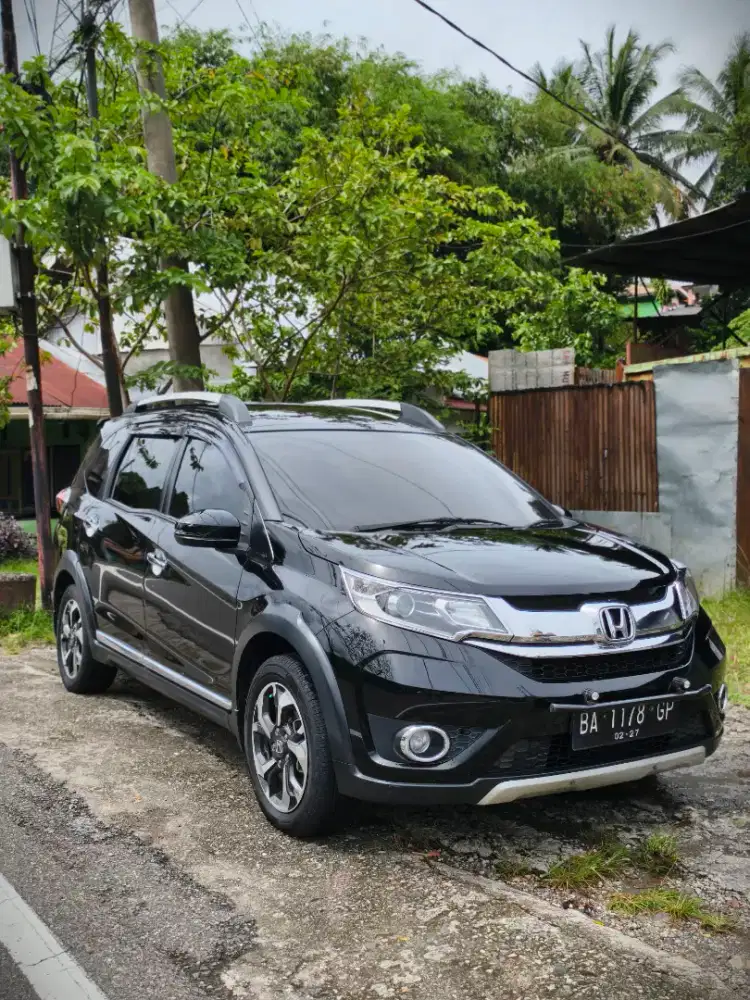 BR-V 1.5 E Manual istimewa