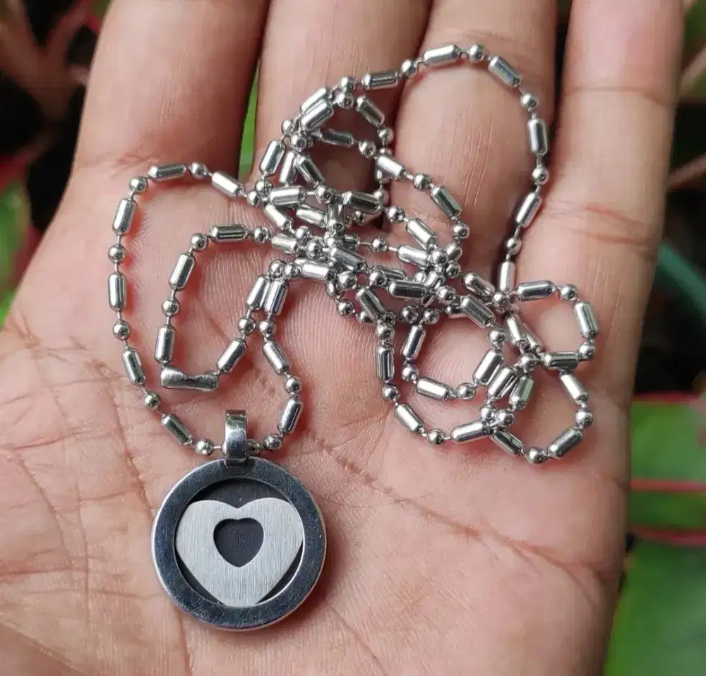 Kalung pendent MCI original