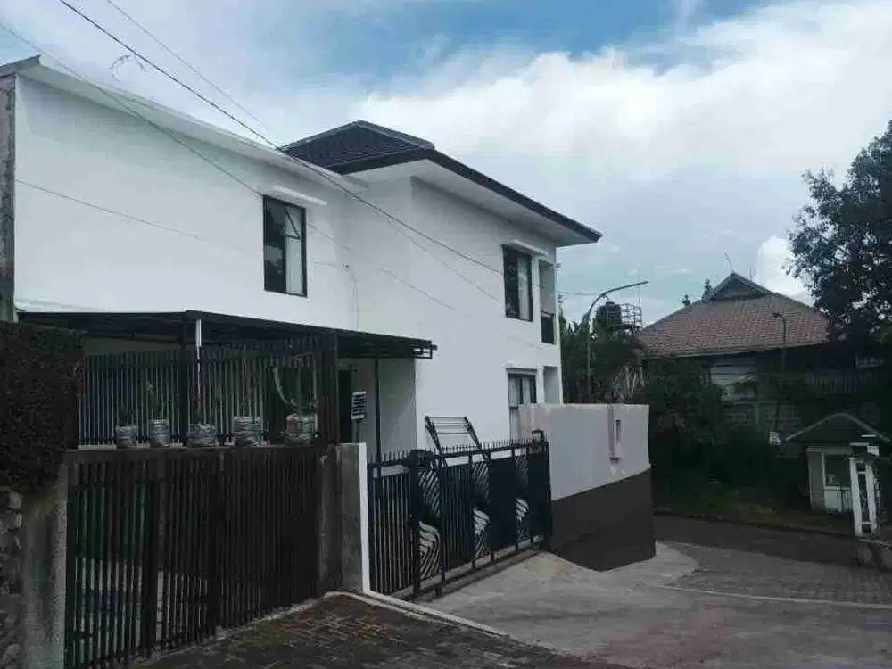 Rumah Siaphuni Hook di Setiabudi regency