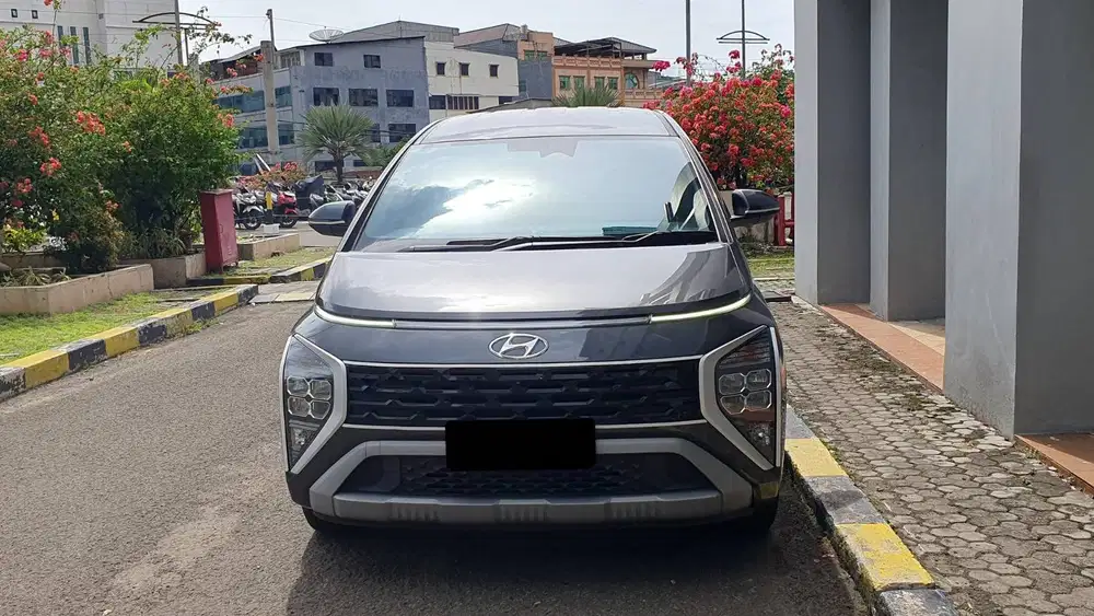 Hyundai Stargazer Prime 1.5 AT Abu 2023 NIK 2022 Like New Low KM 18Rb