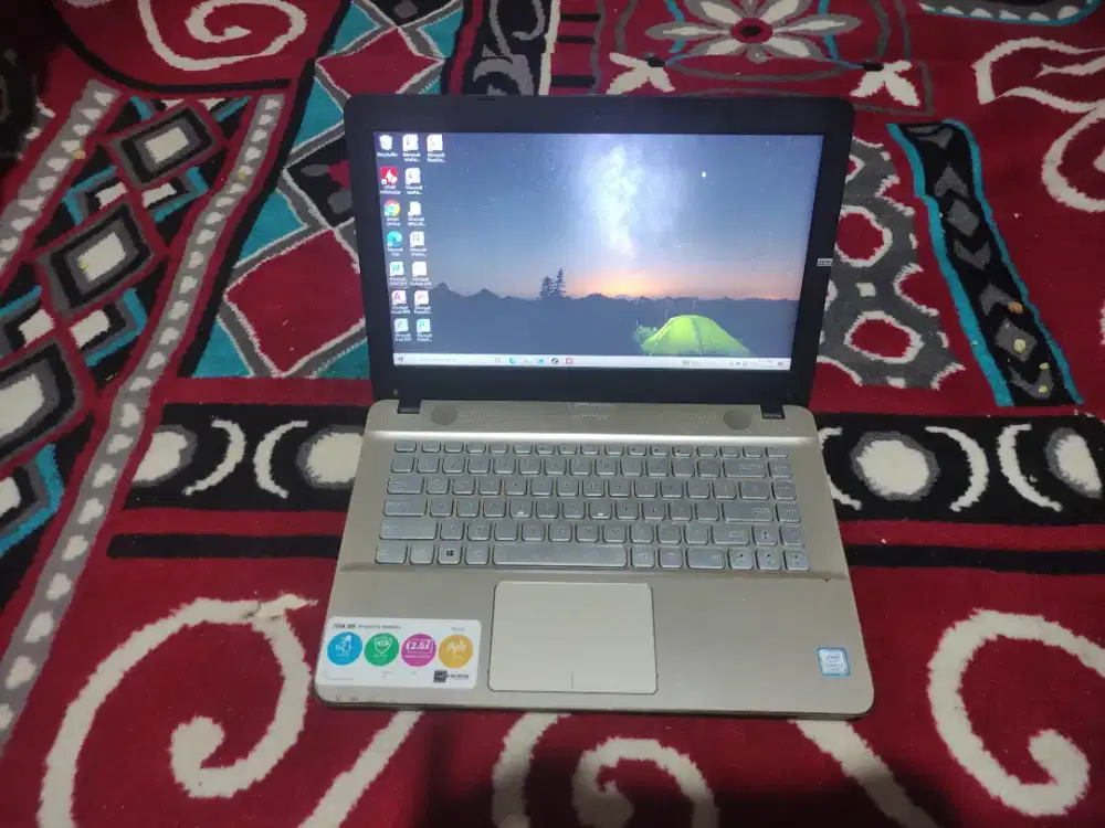 A222 Laptop Asus X441U Ram 4gb SSD 256gb core i3 gen7 Siap pakai