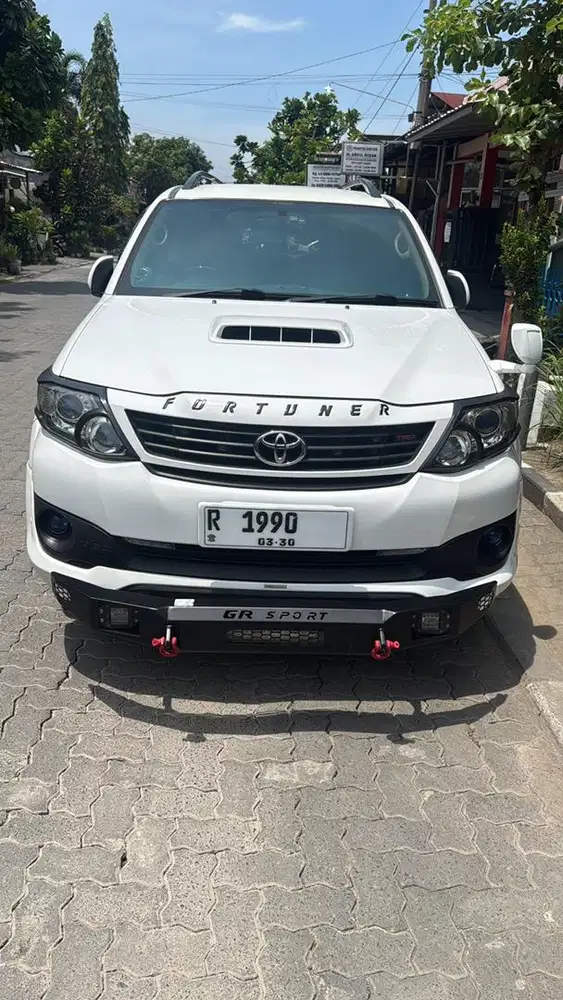 Dijual Toyota Fortuner VNT TRD 2014 mulus