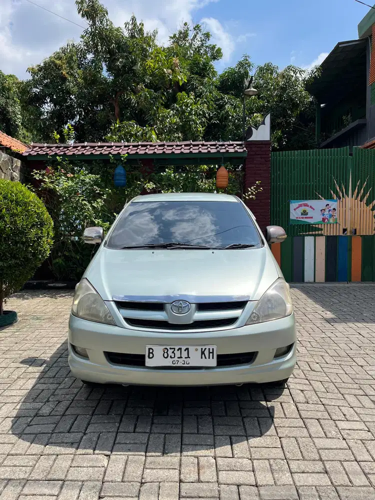 Toyota Innova G 2005 Manual (TANPA PERANTARA)