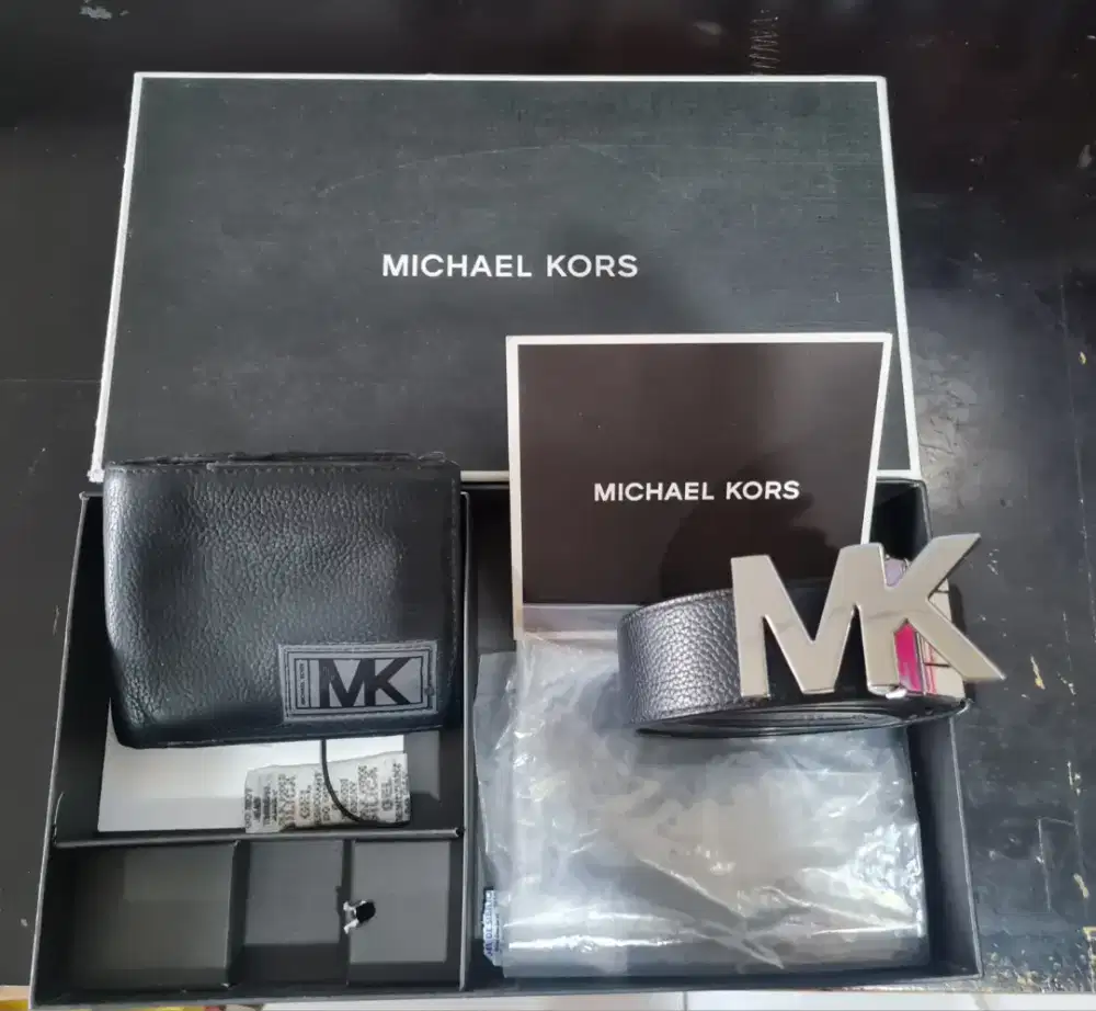 Giftset belt + wallet pria Michael Kors fullset mulus ORI SALE