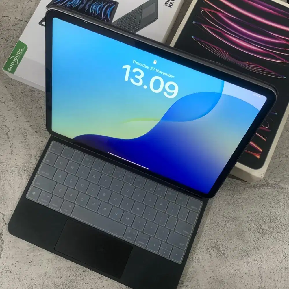 IPAD PRO M2 (gen 4) 128GB WIFI ONLY + MAGIC KEYBOARD