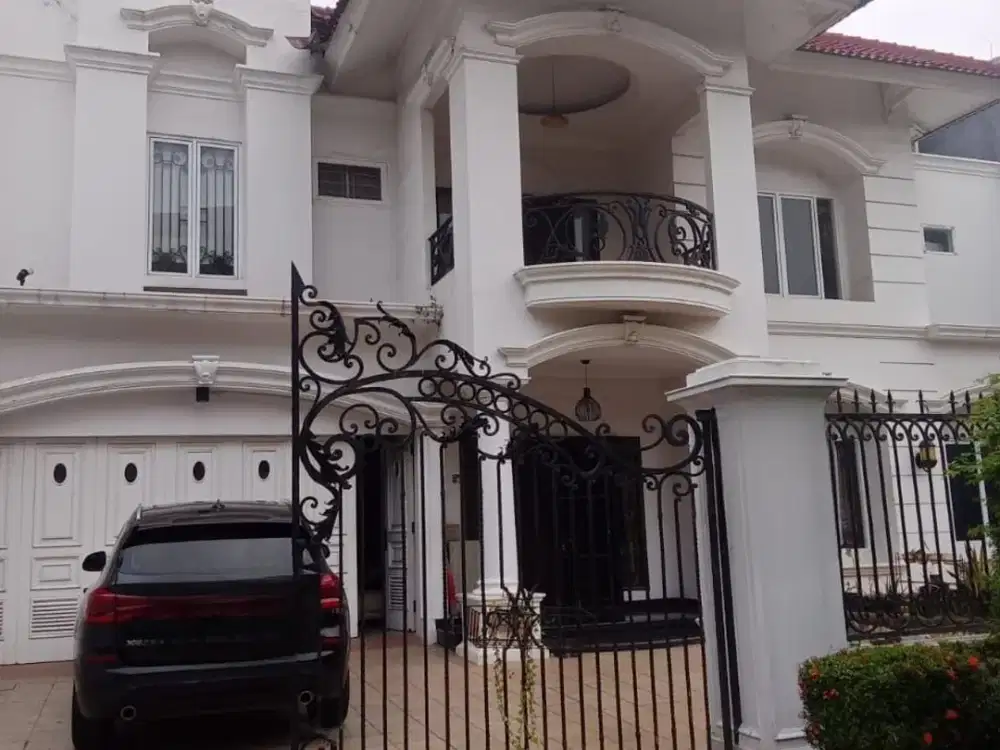Dijual Rumah PIK Uk 384m2 m² at Jakarta Utara