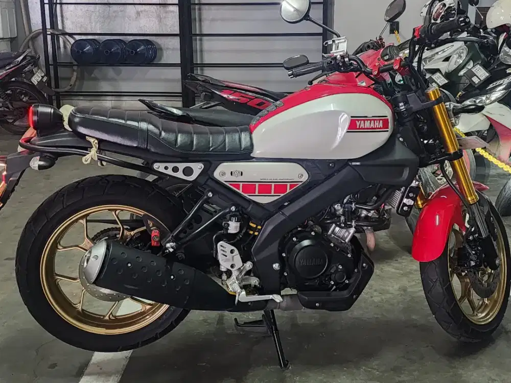 XSR 2022 special edition low KM