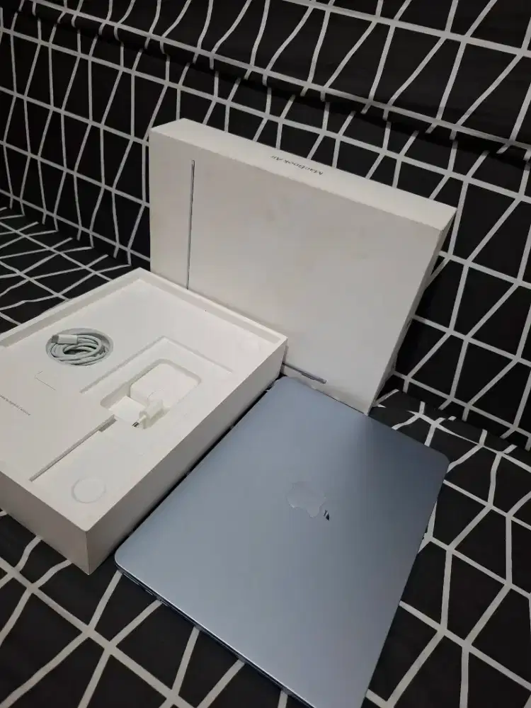 MacBook Air M4 13inc 16/256 Sky Blue Ibox