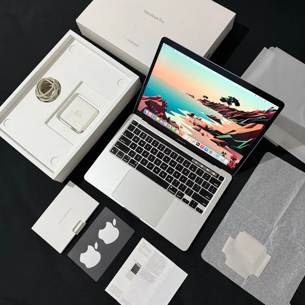 Macbook Pro M2 2022 8/256 Silver 13 inch Retina Fullset Ori Like New