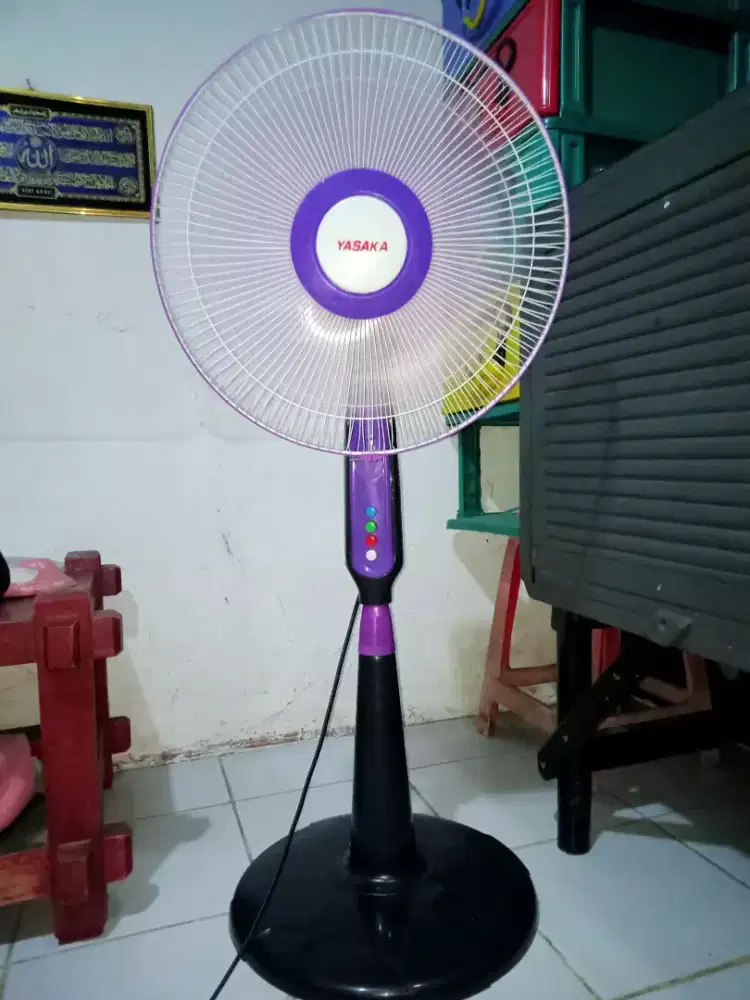 Dijual kipas angin, ukuran 16inch, merk yasaka, kondisi second bagus
