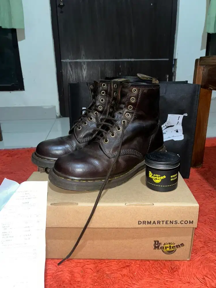 Sepatu Dr. Martens 1460 Crazy Horse