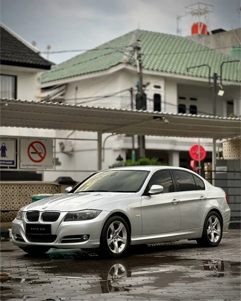 BMW 320i E90 LCI Silver 2011 Antik Simpanan Orii Tdp Murmer Menarik Bu