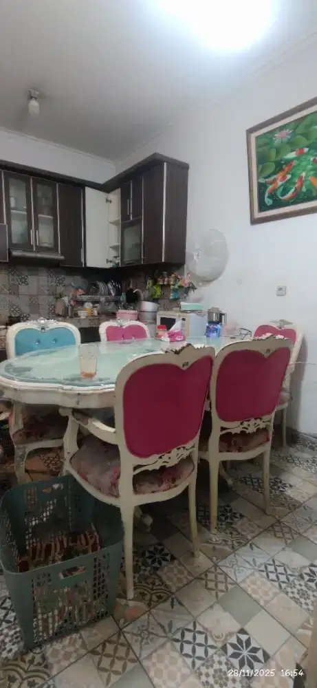 Dijual meja makan jati 6 kursi