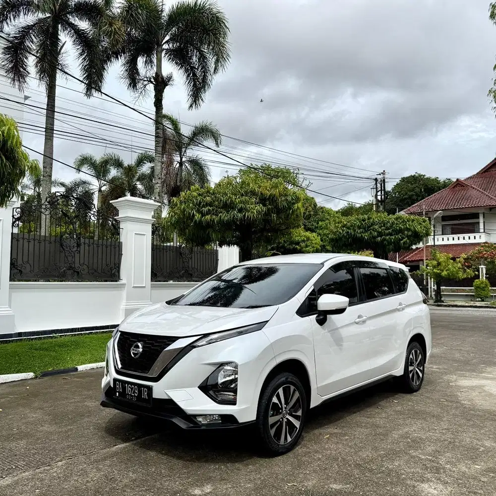 Dp 30 jt Nissan livina ve matic 2019 istimewa