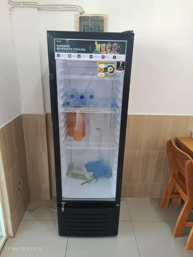 Kulkas aqua buat jualan minum