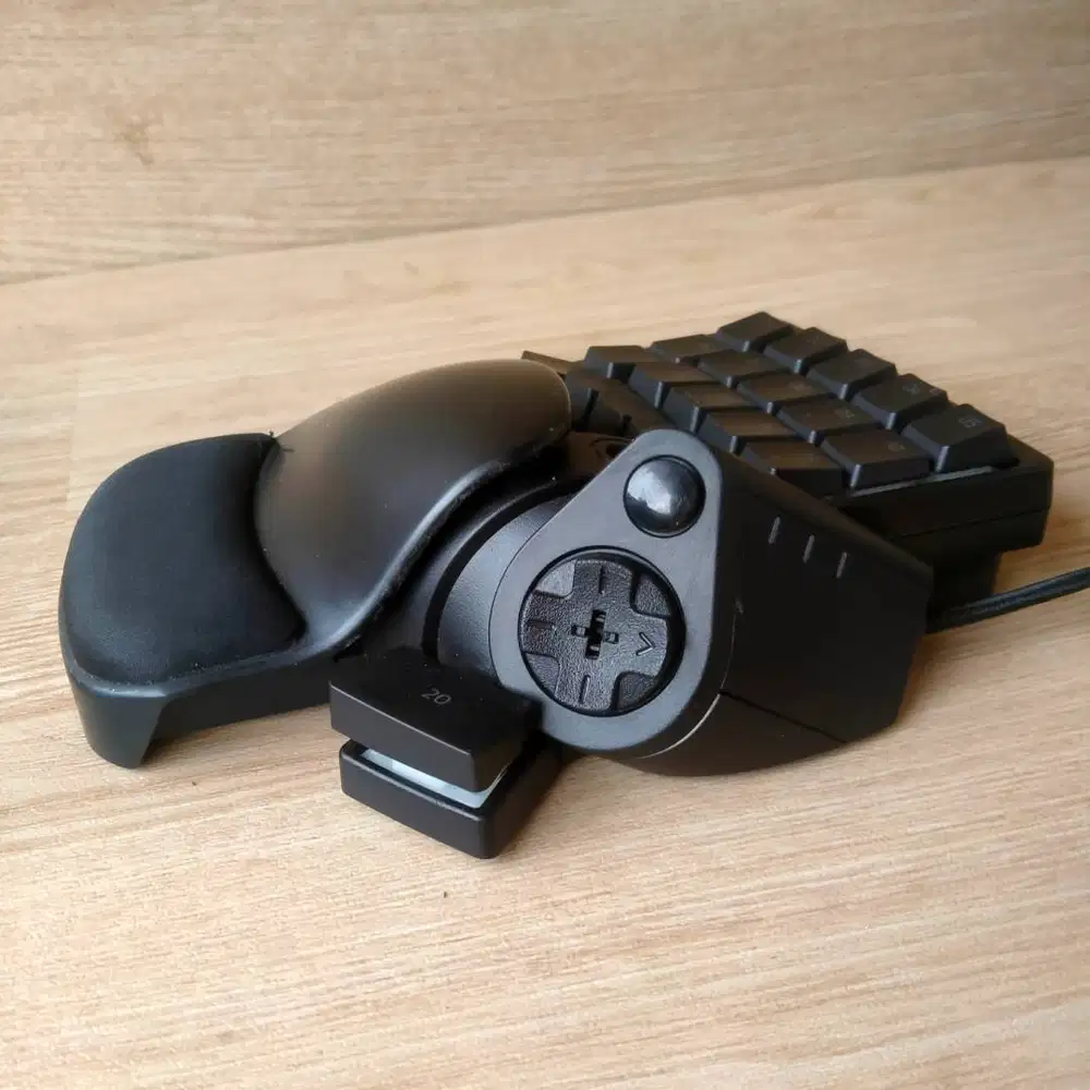 Razer Tartarus V2 Gaming Keyboard