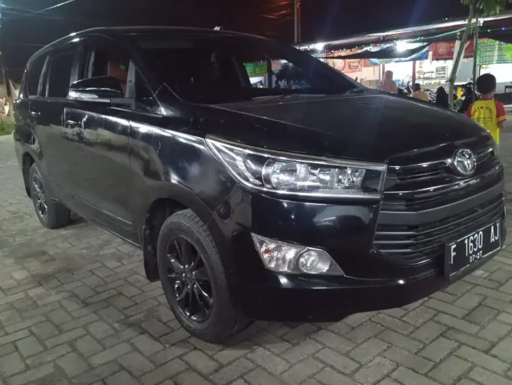 toyota kijang innova (2017) 2.0 G Bensin-AT