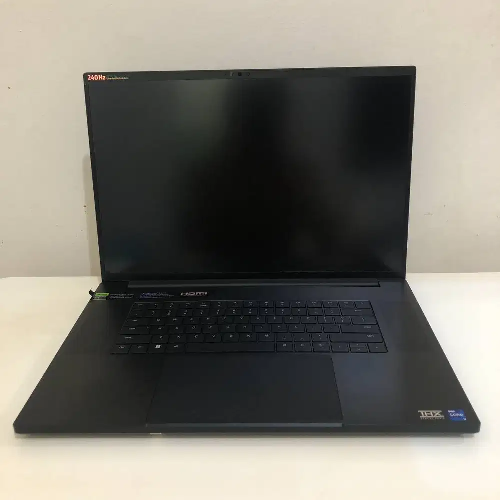 Razer Blade 18 i9 13950HX RTX 4080 12GB 32Gb 2Tb QHD+ IPS 240HZ Ryzen
