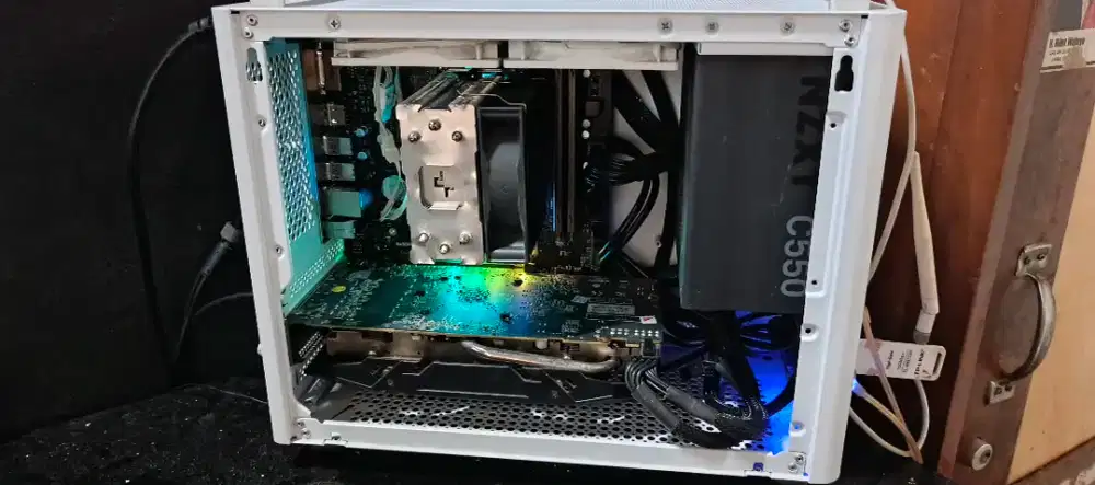 PC GAMING LIVE STREAMING