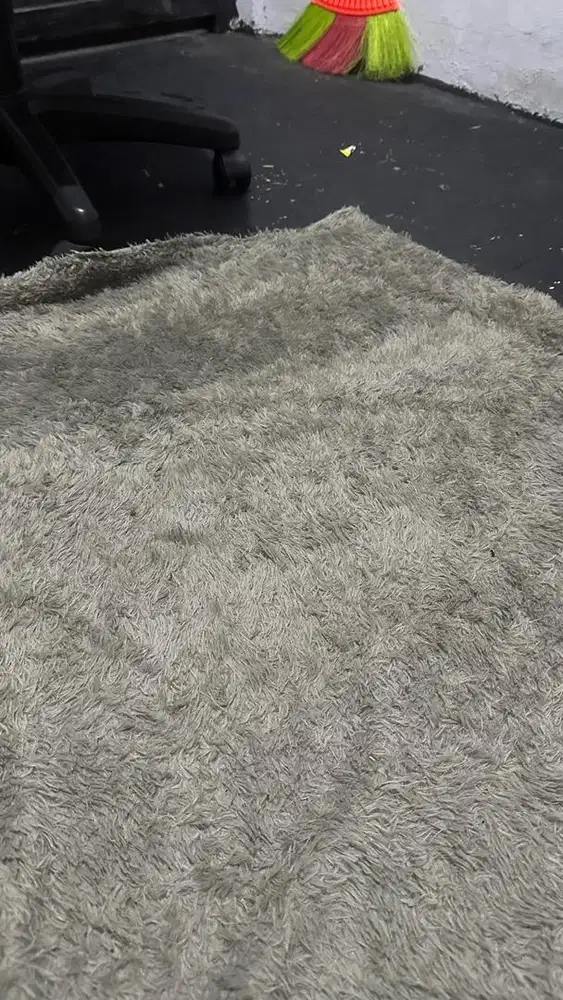 karpet lantai 100 x 175 cm abu abu grey