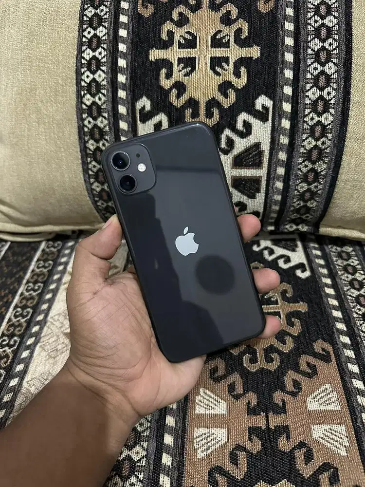 iPhone 11 64GB BLACK